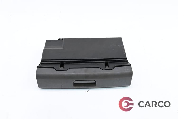 Жабка под седалка дясна за VW TOURAN (1T3) 1.6 TDI (2010 - 2015)