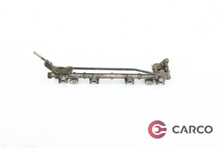 Горивна рейка за TOYOTA RAV 4 I Cabrio (SXA1_) 2.0 16V 4WD (1997 - 2000)
