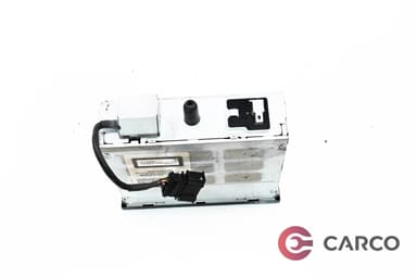 CD чейнджър 3C0035110 за VW PASSAT седан B6 (3C2) 2.0 TDI 16V (2005 - 2010)