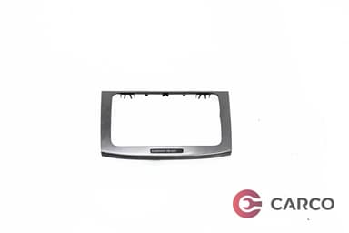 Лайсна около радио 31841-0100 за VW PASSAT седан B6 (3C2) 2.0 TDI 16V (2005 - 2010)