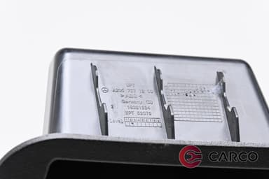 Вътрешна дръжка заден капак A2057571200 за MERCEDES-BENZ C-CLASS (W205) C 200 BlueTEC / d (205.037) (2013)