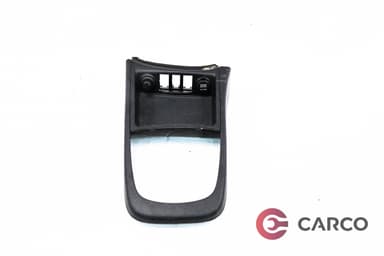 Конзола около скоростен лост за HYUNDAI SANTA FÉ II (CM) 2.2 CRDi 4x4 (2005)