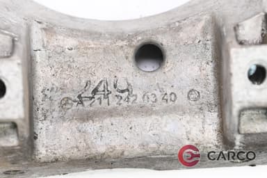 Конзола тампон скорости А2112420340 за MERCEDES-BENZ C-CLASS (W205) C 200 BlueTEC / d (205.037) (2013)
