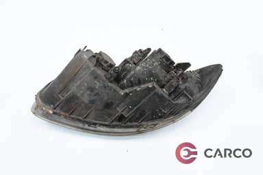 Фар десен за HYUNDAI SANTA FÉ II (CM) 2.2 CRDi 4x4 (2005)
