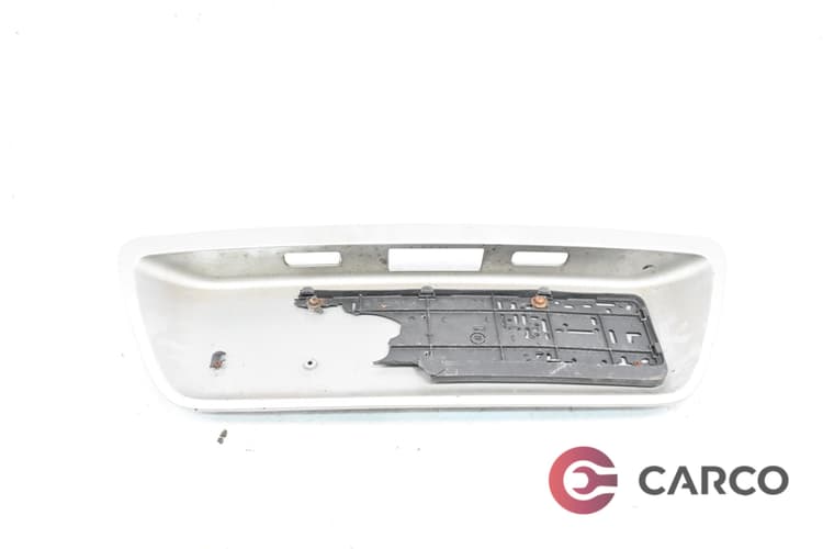 Лайсна около регистрационен номер за MERCEDES-BENZ C-CLASS T-Model (S203) C 220 CDI (203.206) (2001 - 2007)