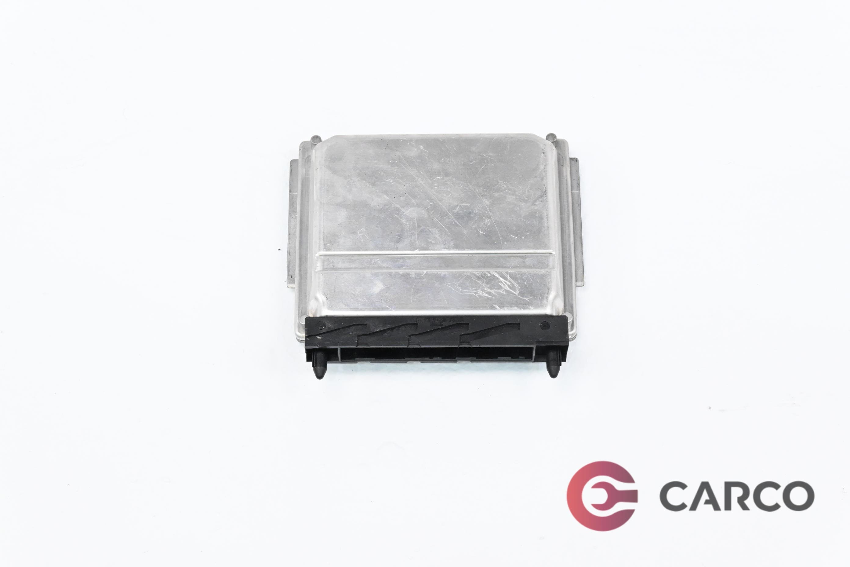 Компютър двигател 30646978 за VOLVO XC90 I комби D5 (2002)