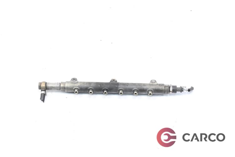Горивна рейка 0445215015 за VOLVO XC90 I комби D5 (2002)