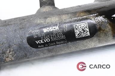 Горивна рейка 0445215015 за VOLVO XC90 I комби D5 (2002)