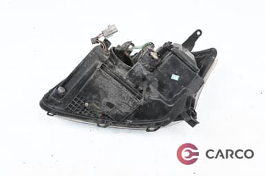 Фар десен за TOYOTA AVENSIS седан (T25_) 1.8 (2003 - 2008)