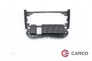 Конзола около радио за VW POLO (6N2) 1.4 (1999 - 2001)