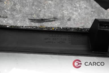 Интериорна лайсна 8P4 867 768 за AUDI A3 Sportback (8PA) 2.0 TDI (2004 - 2013)