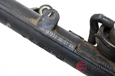 Горивна рейка 030133319AA за VW POLO (6N2) 1.0 (1999 - 2001)