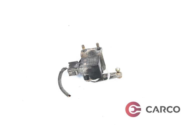 Сензор височина преден ляв A0105427617 за MERCEDES-BENZ E-CLASS седан (W211) E 500 (211.070) (2002 - 2009)