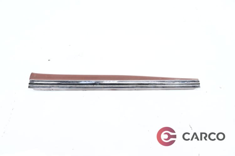 Интериорна лайсна 219 680 0635 дясна за MERCEDES-BENZ CLS (C219) CLS 320 CDI (219.322) (2004 - 2011)
