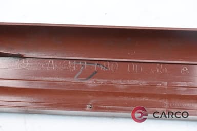 Интериорна лайсна 219 680 0635 дясна за MERCEDES-BENZ CLS (C219) CLS 320 CDI (219.322) (2004 - 2011)