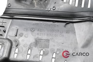 Екстериорна лайсна 211 830 07 13 за MERCEDES-BENZ CLS (C219) CLS 320 CDI (219.322) (2004 - 2011)