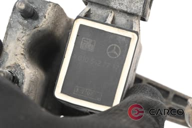 Сензор амортисьор 0105427717 за MERCEDES-BENZ CLS (C219) CLS 320 CDI (219.322) (2004 - 2011)