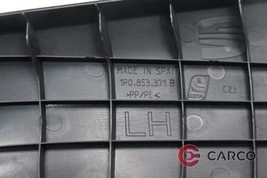 Интериорна лайсна вътрешен праг лява за SEAT LEON Facelift (1P1) 1.4 TSI (2005 - 2012)