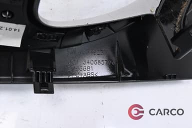 Лайсна около скоростен лост Десен волан за OPEL ASTRA J 1.7 CDTI (2009)