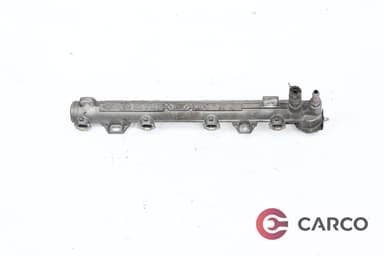 Горивна рейка 036133319 за SEAT LEON (1M1) 1.4 16V (1999 - 2006)