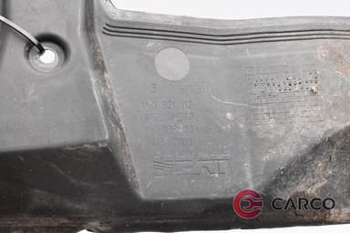 Екстериорна лайсна 1M0 821 112 за SEAT LEON (1M1) 1.4 16V (1999 - 2006)