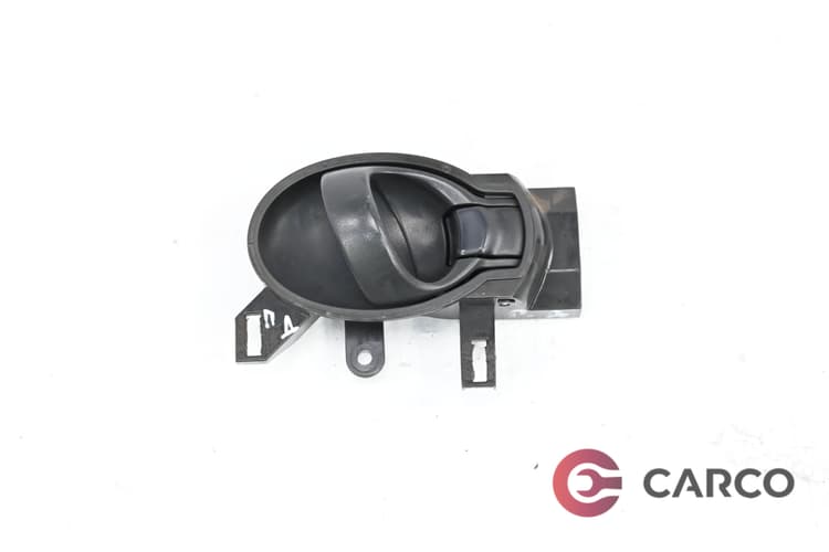 Вътрешна дръжка предна дясна за NISSAN JUKE (F15) 1.6 (2010)
