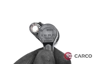 Сензор колянов вал 0 261 210 262 за AUDI Q7 (4L) 3.0 TDI (2006 - 2015)