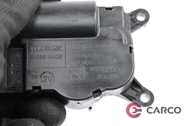 Моторче клапа парно 52411483R04 1 VS R за AUDI Q7 (4L) 3.0 TDI (2006 - 2015)