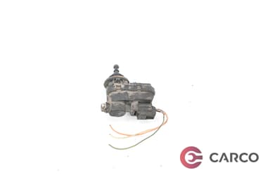 Машинка фар за NISSAN JUKE (F15) 1.6 (2010)