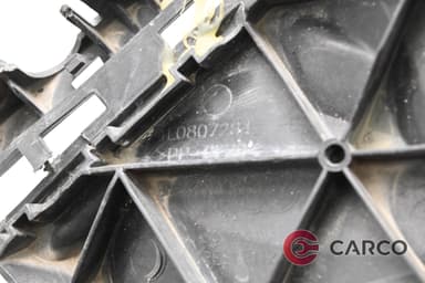 Екстериорна лайсна 4L0 807 284 дясна за AUDI Q7 (4L) 3.0 TDI (2006 - 2015)