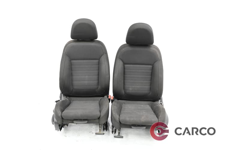 Седалки предни ДЕСЕН ВОЛАН за OPEL INSIGNIA 1.8 Hatchback (2008)