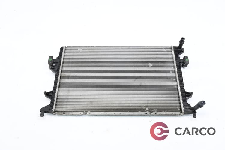 Воден радиатор 5N0 121 523Q за VW TIGUAN Facelifit (5N_) 2.0 TDI 4motion (2007)