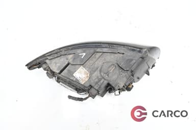 Фар ляв за VOLVO V50 комби Facelift (MW) 1.6 D (2004)