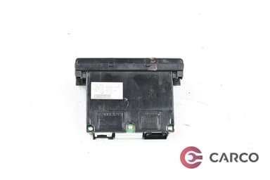 Дисплей борд компютър за VOLVO V50 комби Facelift (MW) 1.6 D (2004)
