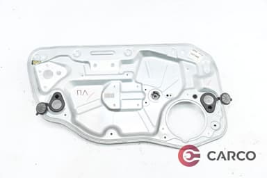 Стъклоповдигач преден ляв с панел врата за VOLVO V50 комби Facelift (MW) 1.6 D (2004)
