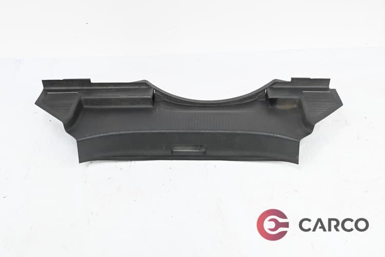 Лайсна около заключалка заден капак за OPEL ASTRA H GTC (L08) 1.4 (2005)