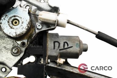 Машинка ел стъкло със стъклоповдигач предна дясна за NISSAN JUKE (F15) 1.6 (2010)