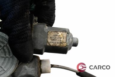 Машинка ел стъкло със стъклоповдигач предна дясна за NISSAN JUKE (F15) 1.6 (2010)