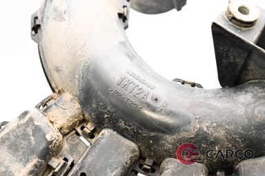 Кутия въздушен разширител за NISSAN JUKE (F15) 1.6 (2010)