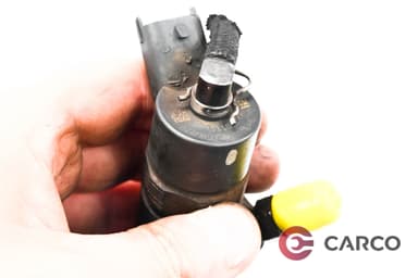 Дюза дизел 0445110 270  8ZAM85B   96440397 за CHEVROLET CAPTIVA (C100, C140) 2.0 D 4WD (2006)