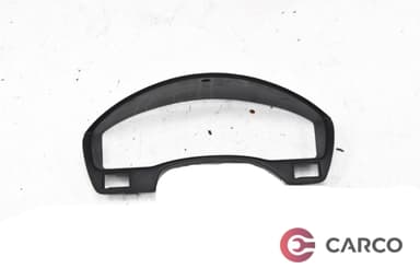 Конзола около километраж за TOYOTA COROLLA Liftback (_E11_) 2.0 D (CE110) (1997 - 2002)
