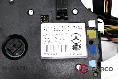Плафон 211 820 53 01 за MERCEDES-BENZ E-CLASS седан (W211) E 320 CDI (211.026) (2002 - 2009)
