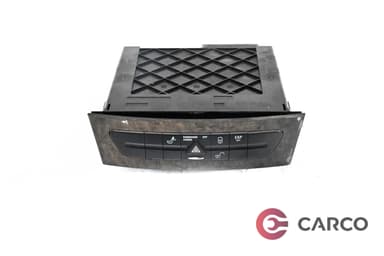 Панел копчета и CD чейнджър за MERCEDES-BENZ E-CLASS седан (W211) E 320 CDI (211.026) (2002 - 2009)