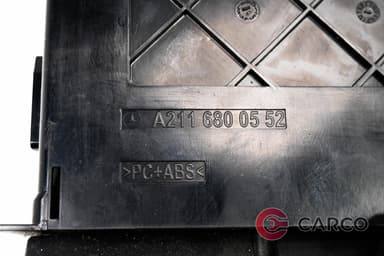 Панел копчета и CD чейнджър за MERCEDES-BENZ E-CLASS седан (W211) E 320 CDI (211.026) (2002 - 2009)