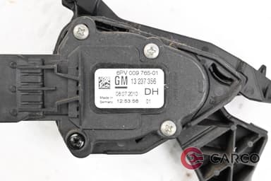 Педал газ 13 237 356 за OPEL INSIGNIA Hatchback 2.0 CDTI (2008)