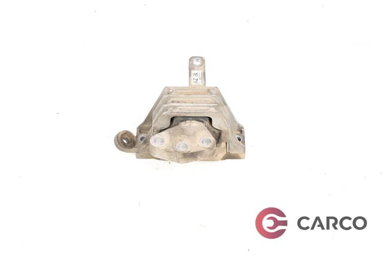 Тампон двигател за OPEL INSIGNIA Hatchback 2.0 CDTI (2008)