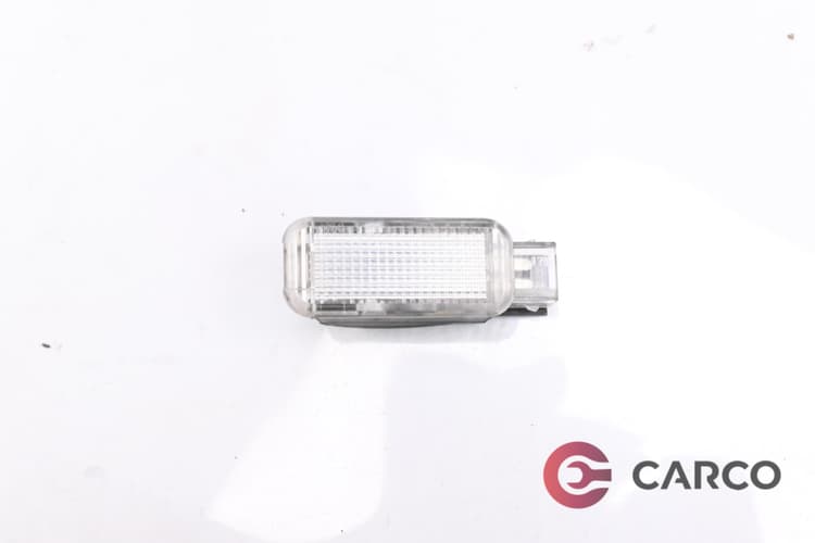 Плафон малък за AUDI A4 седан (8K2, B8) 2.0 TDI (2007 - 2015)