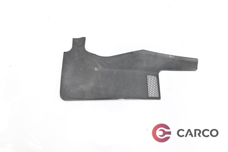 Екстериорна лайсна 8T2863052 за AUDI A4 седан (8K2, B8) 2.0 TDI (2007 - 2015)