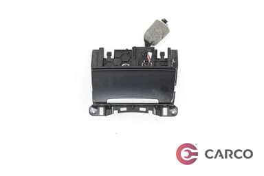 Пепелник 8K0857951 за AUDI A4 седан (8K2, B8) 2.0 TDI (2007 - 2015)