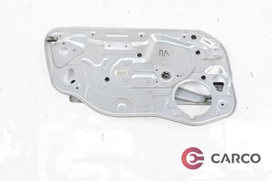 Стъклоповдигач преден ляв с панел врата за VOLVO V50 комби (MW) 2.4 D5 (2004)